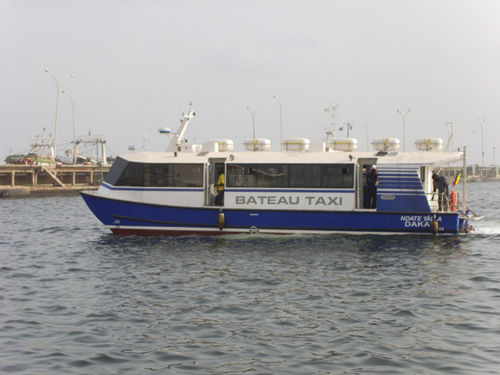 Barco profesional barco taxi - 14 - Estaleiros Navais de Peniche - barco de transporte de tripulación / embarcación de servicio / trimarán