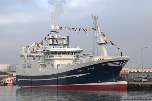 Buque de pesca profesional arrastrero - THEMIS - Karstensens Shipyard Ltd.