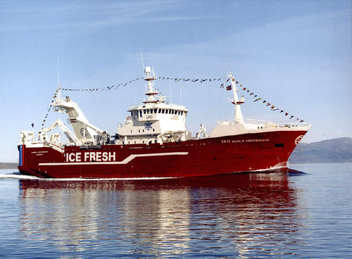 Buque de pesca arrastrero - VILHELM TORSTEINSSON - Kleven Maritime AS - atunero cerquero