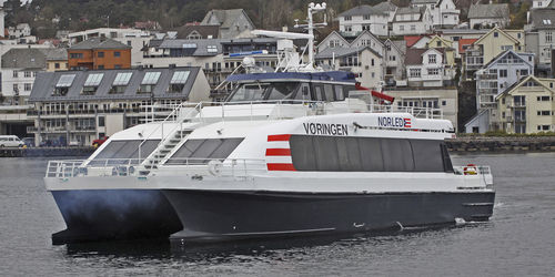 Barco profesional barco de pasajeros - M/S "Vøringen" - Oma Baatbyggeri AS - catamarán / de aluminio