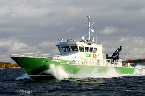 Barco profesional barco de vigilancia - Glückstadt - UKI Workboat - intraborda / de aluminio / GL