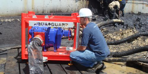 Sistema de recuperación de hidrocarburos (bomba de trasiego) para buque - Aqua-Guard Spill Response