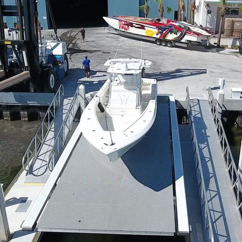 Ascensor de barcos - PLT - Italia Marine - flotante / hidráulico / de aluminio