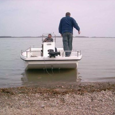 Bote fueraborda - WOR 600 - RIKU-Küffer - con consola central / de pesca deportiva
