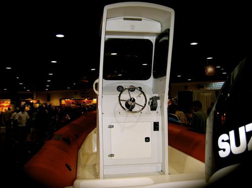 Caseta del timón para barco - HARPOON - Pacific Pilothouse