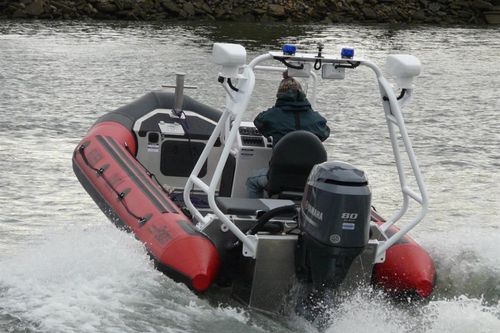 Embarcación neumática fueraborda - SPIRIT 14'6" - Polaris boat - semirrígida / open / con consola central