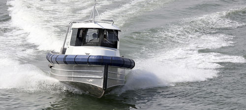 Barco profesional barco de trabajo - Nano 28 Shuttle  - LOMOcean Design - intraborda
