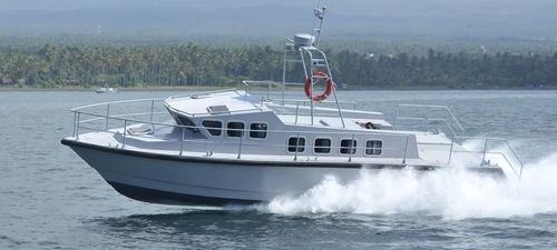 Barco profesional barco de vigilancia - Bangladesh Small - LOMOcean Design - intraborda