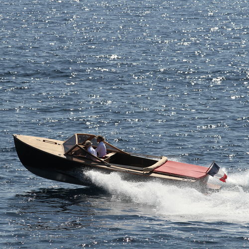 Runabout intraborda - 24 - Black Pepper Yachts - gasolina / con doble consola / open