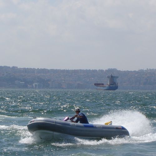 Embarcación neumática intraborda - 3,90 mt. JET - MIRAI - RIB / con suelo rígido