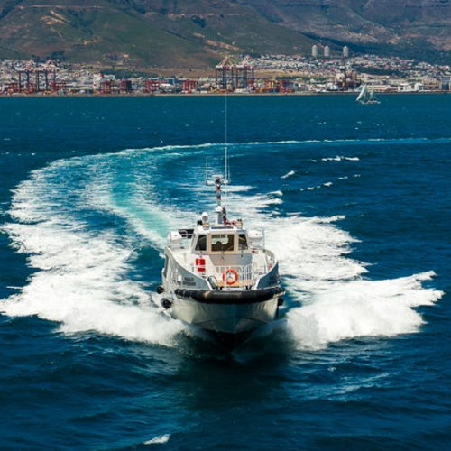 Barco profesional barco de transporte de tripulación - Magen Defender - Incat Crowther - intraborda / de aluminio / BV