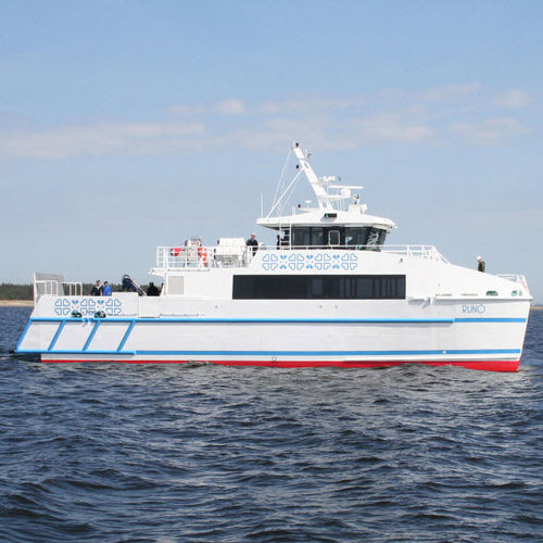 Barco profesional barco de pasajeros - Runo - Incat Crowther - catamarán / intraborda / de aluminio