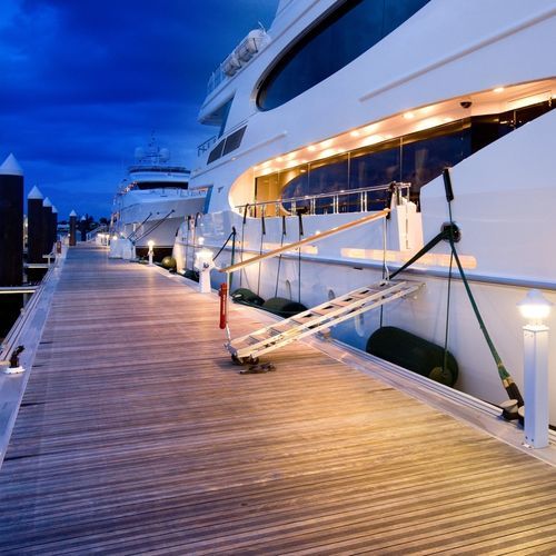 Pantalán flotante - Lakeshore - MAADI Group Inc. - de amarre / para puerto deportivo / para barco
