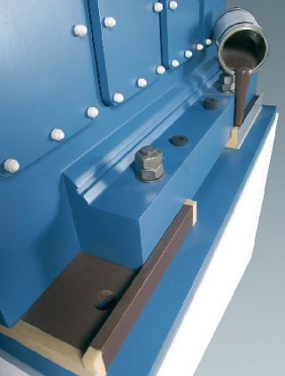 Resina epoxi - Epocast - SKF Solution Factory - Marine Services - para estrangulamiento de máquina