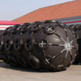 Defensa para puerto - D 3.3 M x L 6.5 M - Qingdao Evergreen Maritime CO.,LTD - de muelle / Yokohama / Dropstitch