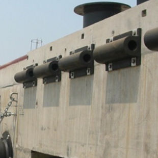 Defensa para puerto - Wing D - Qingdao Evergreen Maritime CO.,LTD - de muelle / en forma de D / Dropstitch