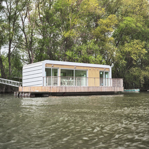 Casa flotante - PCH 44 - MANDL - Living on Water, Ltd.