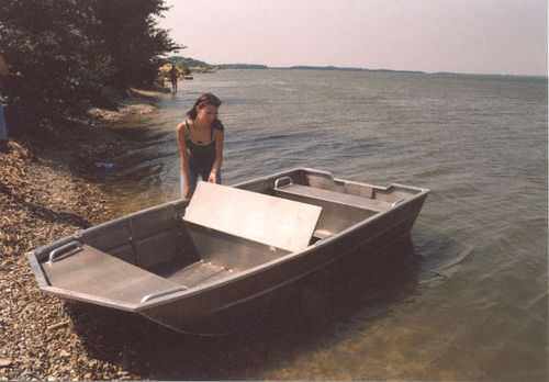 Bote fueraborda - AktuAl 34 - MANDL - Living on Water, Ltd. - de pesca deportiva / de aluminio / 4 personas máx.