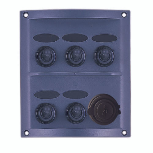 Panel eléctrico para barco - 10160-BKU2C - AAA WORLD-WIDE ENTERPRISES LTD. - estanco / con puerto USB