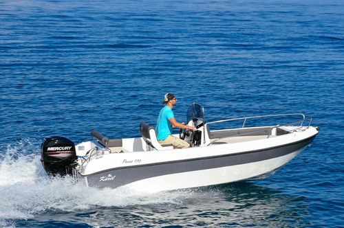 Barco open fueraborda - Paxos 170 - Karel Boats - con consola central / 6 personas máx. / con solárium