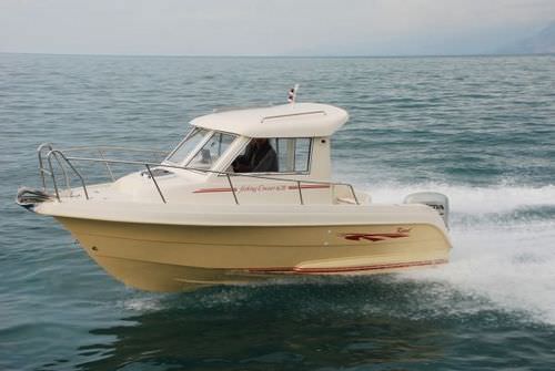 Cabin-cruiser fueraborda - 660 CRUISER XS - Karel Boats - con hard-top / con caseta de timón / de pesca deportiva