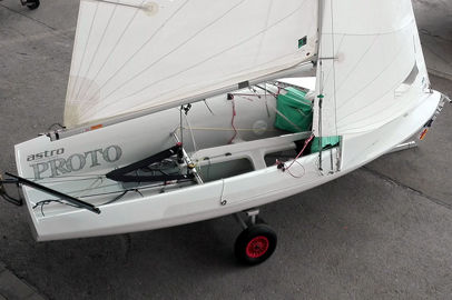 Barco de vela ligera doble - 420 - AB RE - ASTRO Barcelona Racing Equipment, SL - para niños / para escuela / 420