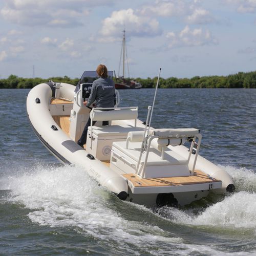 Barco profesional barco de salvamento - SOLAS Series - Xtenders - intraborda / de carbono / embarcación neumática semirrígida