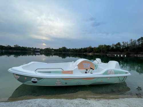 Hidropedal para 4 personas - WELLNESS PEDALO' - GARDASOLAR SRL - de polietileno / multicolor / con hidromasaje