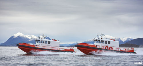 Barco profesional barco de salvamento - HB 1211 FRDC TWJ - HUKKELBERG BOATS - barco de trabajo / embarcación de servicio / embarcación de servicio offshore