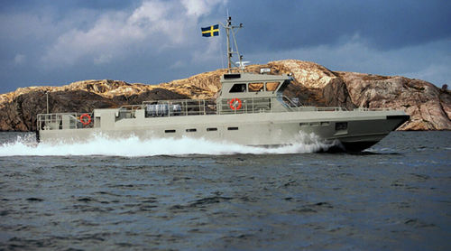 Barco profesional intraborda - 24 M - Swede Ship Marine AB - de aluminio / anfibio