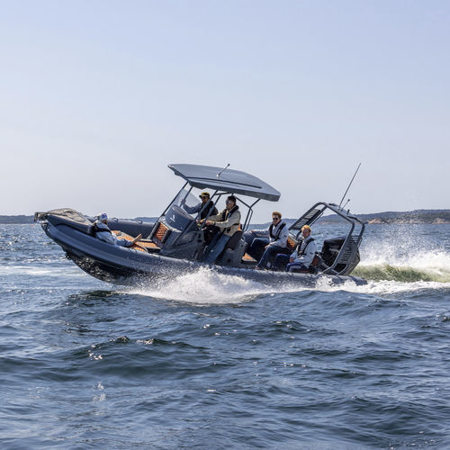 Embarcación neumática fueraborda - SP 760 - HIGHFIELD BOATS - semirrígida / open / con consola central