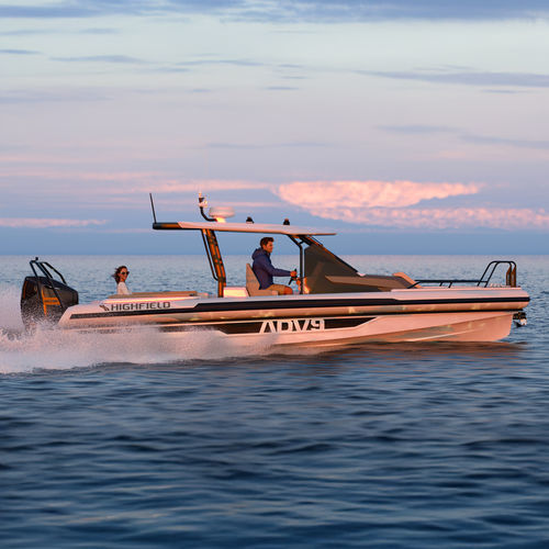 Embarcación neumática semirrígida - ADV9 - HIGHFIELD BOATS - fueraborda / bimotor / escalonado