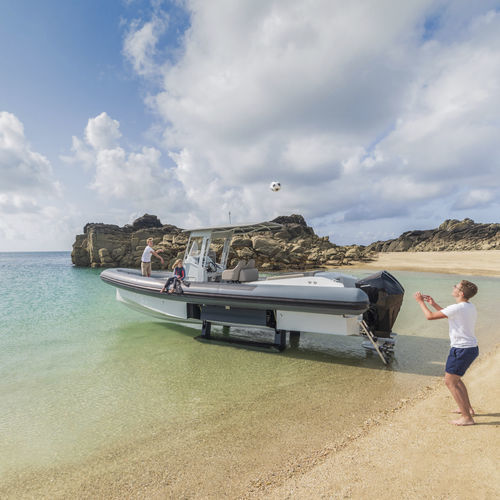 Embarcación neumática anfibia - X100 - Iguana Yachts - fueraborda / bimotor / RIB
