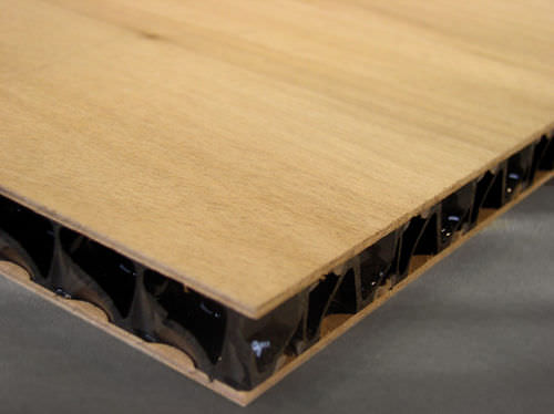 Panel sándwich decorativo - Plyben™ - Bencore S.r.l.  - nido de abeja / de madera