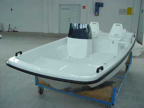Barco open fueraborda - 400 - Mazury Sp. z o.o.  - de pesca deportiva / de recreo / de travesía