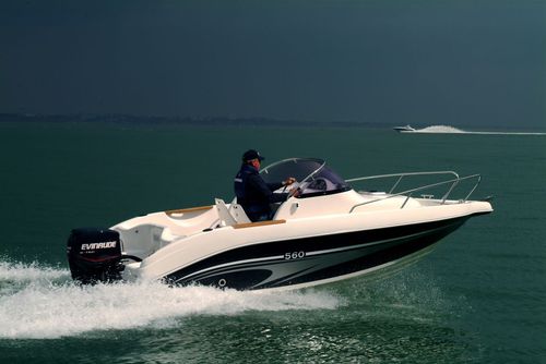 Day-cruiser fueraborda - 560 wa - Mazury Sp. z o.o.  - open / de pesca deportiva / de recreo