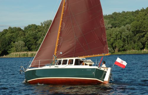 Velero de crucero - 800 - HABER YACHTS Sp. z o.o.  - con 5 literas / con cockpit cerrado / con bauprés
