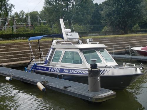 Barco open fueraborda - 600 Cabin - Tinn-Silver aluminium boats - intraborda / con cockpit cerrado / de aluminio