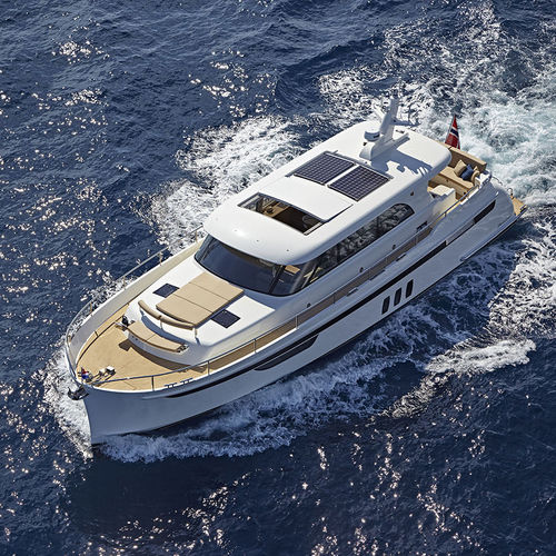 Yate a motor de crucero - 59S LONG RANGE - Steeler Yachts - de buceo / con hard-top / con caseta de timón