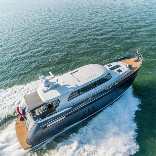 Yate a motor de crucero - KWINTEBANK - Steeler Yachts - con hard-top / con 3 camarotes / con 6 literas