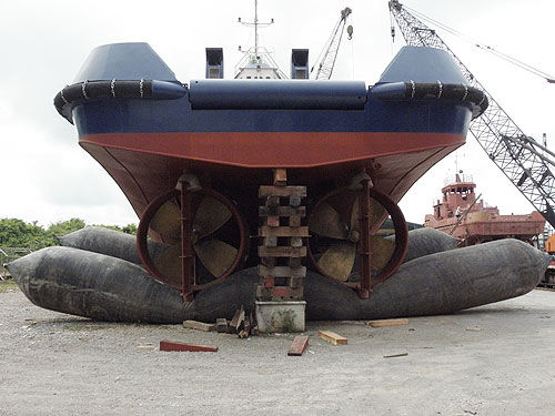 Cojín hinchable para puertos y terminales - Qingdao Shunhang Shipping supplies Co.,Ltd. - para buque / de varada / de elevación