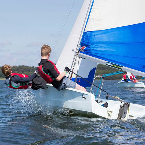 Barco de vela ligera individual - H15 - Hartley Boats - de regata / de recreo / para escuela
