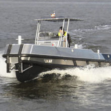 Barco profesional embarcación de servicio portuario - HARBOUR 75 - STORMER MARINE - intraborda / de aluminio