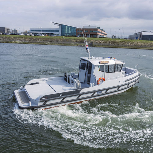 Barco profesional embarcación de servicio portuario - Harbour 110 - STORMER MARINE - intraborda / diésel / de aluminio