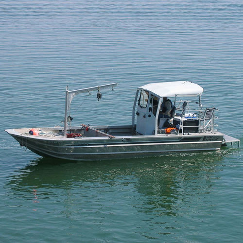 Barco open intraborda - Bentz Boats - de pesca deportiva / de aluminio / con T-top