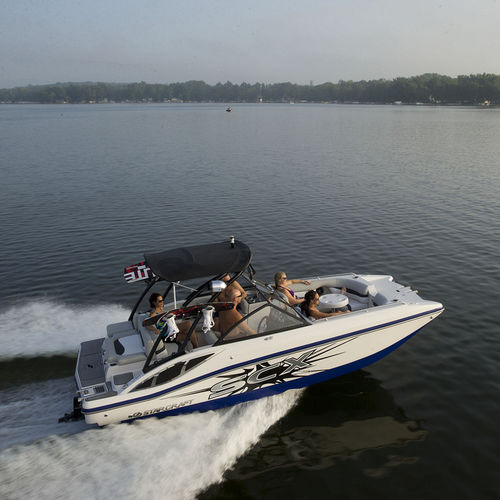 Deck-boat intraborda - 210 I/O SCX - Starcraft - de wakeboard / 12 personas máx.