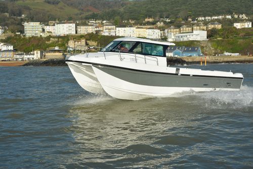 Barco de motor de pesca-paseo catamarán - Andy O - Cheetah Marine - fueraborda / bimotor / con caseta de timón