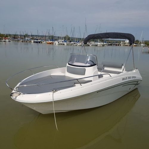 Barco open fueraborda - QX560 - Marine Times Newspaper - con consola central / de pesca deportiva / 7 personas máx.