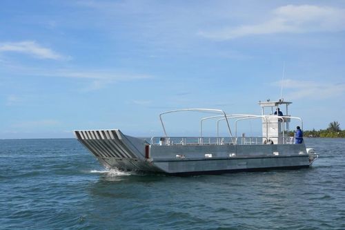 Barco profesional barco de desembarco - Changzhou Youbang Boat Co., Ltd. - intraborda / diésel / de aluminio