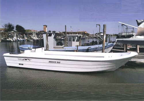 Barco open intraborda - BREEZE 860 - SOCIETA' CONERO sas - bimotor / con consola central / de fibra de vidrio
